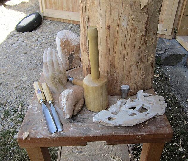 Auch gerne für Häuser verwendet: Holz als Baustoff (Symbolbild).
