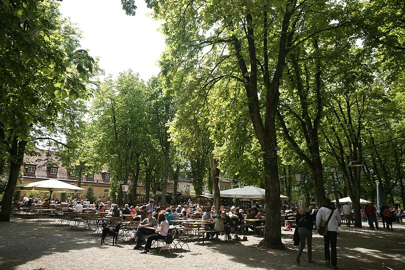 Bierotop: Im Sommer pilgern jeden Tag tausende Menschen in die Menterschwaige.