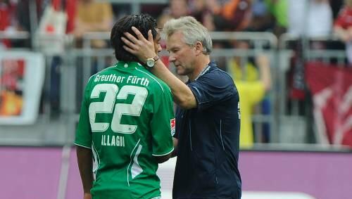 Zwei, die fleißig tiefstapeln: Fürths Trainer Benno Möhlmann und sein Top-Torjäger Sami Allagui (l.). Zwei, die fleißig tiefstapeln: Fürths Trainer Benno Möhlmann und sein Top-Torjäger Sami Allagui (l.).