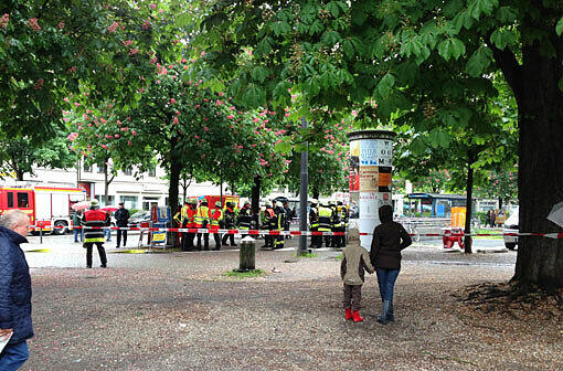 Großeinsatz für Feuerwehren, Rettung und Polizei am Ostbahnhof: die Bilder