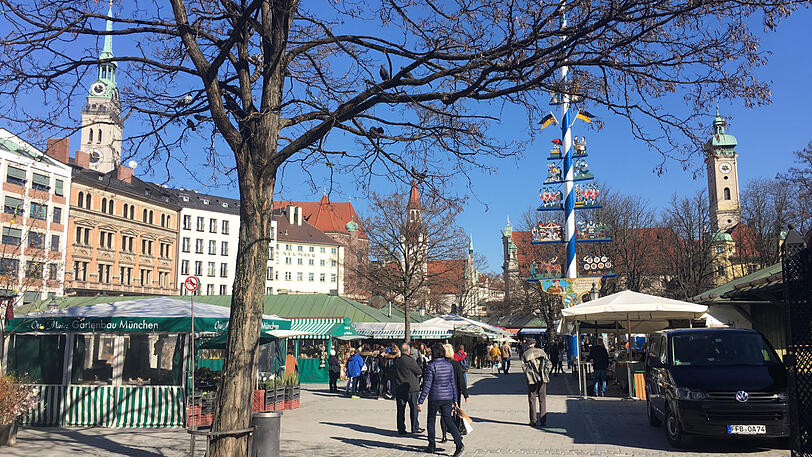 Der 33-Jährige lief nach einer verlorenen Wette nackt über den Viktualienmarkt.