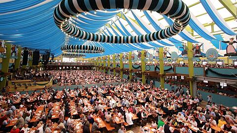 Die Ochsenbraterei zur Wiesnzeit.