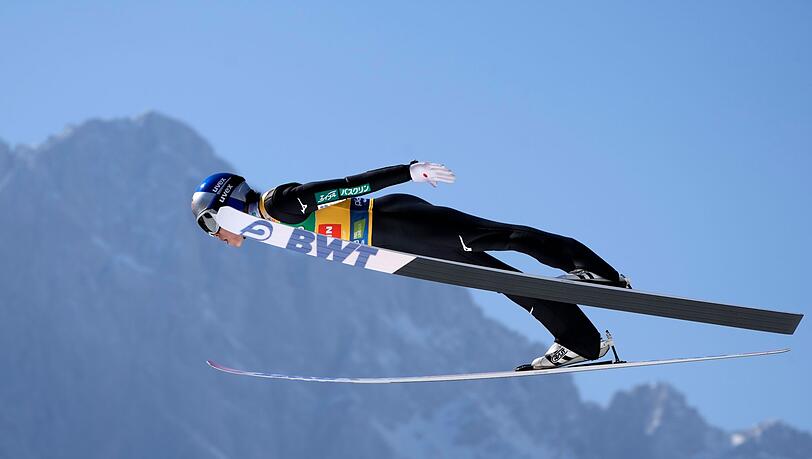 Fliegt in Planica zum Gesamtweltcupsieg: Ryoyu Kobayashi.