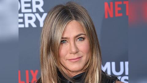 Schauspielerin Jennifer Aniston spricht offen über ihren jahrelangen Kinderwunsch und warum sie schließlich akzeptiert hat, dass es nicht sein sollte.