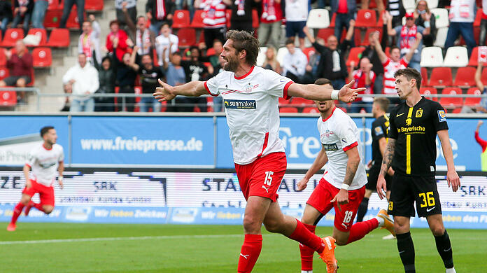 Ronny  König traf in der vergangenen Saison gegen den TSV 1860 - macht der Oldie auch am Samstag sein Tor?