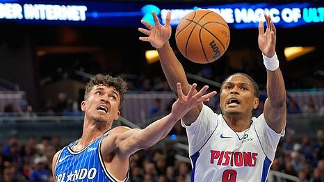 Tristan da Silva (l.) lieferte dem Spitzenreiter einen gro&szlig;en Kampf.