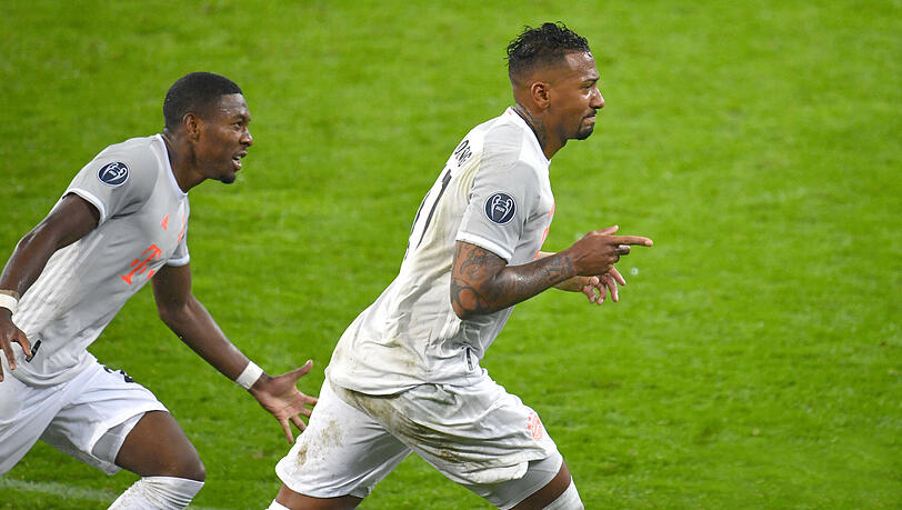 Auf dem Sprung: David Alaba und Jérôme Boateng (rechts). Auf dem Sprung: David Alaba und Jérôme Boateng (rechts).