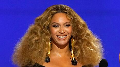 Beyoncé, US-Sängerin, lächelt.