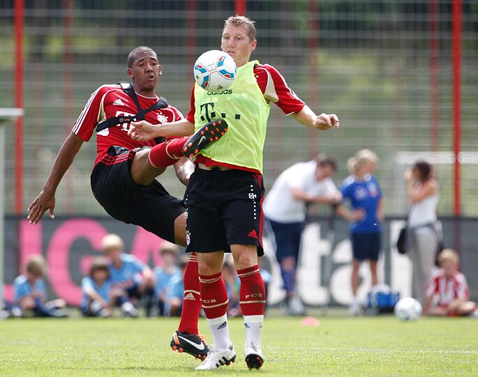 Jerome Boateng geht schon ganz ordentlich zur Sache.