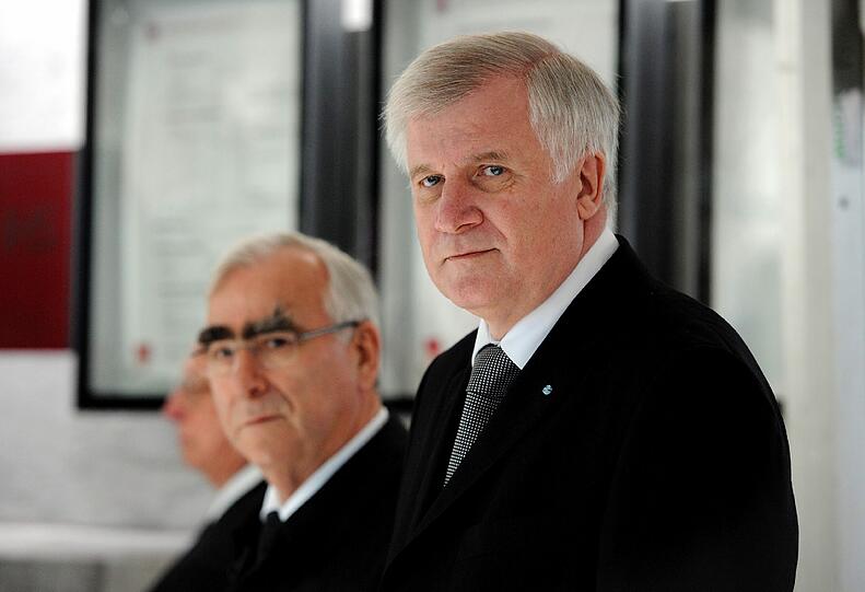 Theo Waigl und der Bayerischer Ministerpräsident Horst Seehofer.