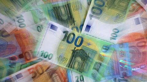 Kreditbanken steigern Neugesch&auml;ft dank steigender Nachfrage von Verbraucherinnen und Verbrauchern nach Finanzierungen. (Symbolbild)