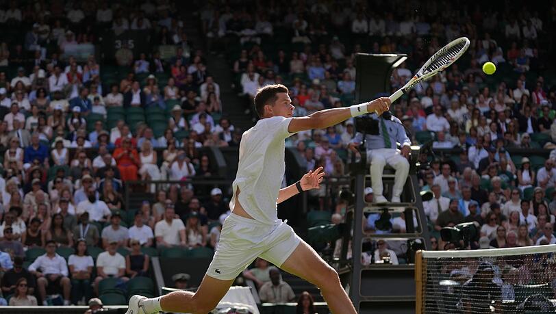 Der Belgier Alexander Blockx stellte Alexander Zverev vor Probleme. Der Belgier Alexander Blockx stellte Alexander Zverev vor Probleme.