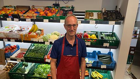 Uwe Pritzl (47) steht täglich selbst in seinem Feinkostladen in Bogenhausen.