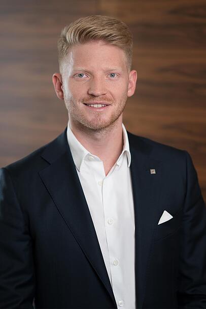 SG-CEO Florian Sch&ouml;rghuber (31) f&uuml;hrt das Unternehmen seit Oktober 2024 in dritter Generation als Sohn von Stefan und Alexandra Sch&ouml;rghuber.