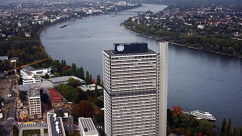 Der "Lange Eugen", das ehemalige Abgeordnetenhaus des Bonner Regierungsviertels, ist heute Teil des UN-Campus. (Archivbild)