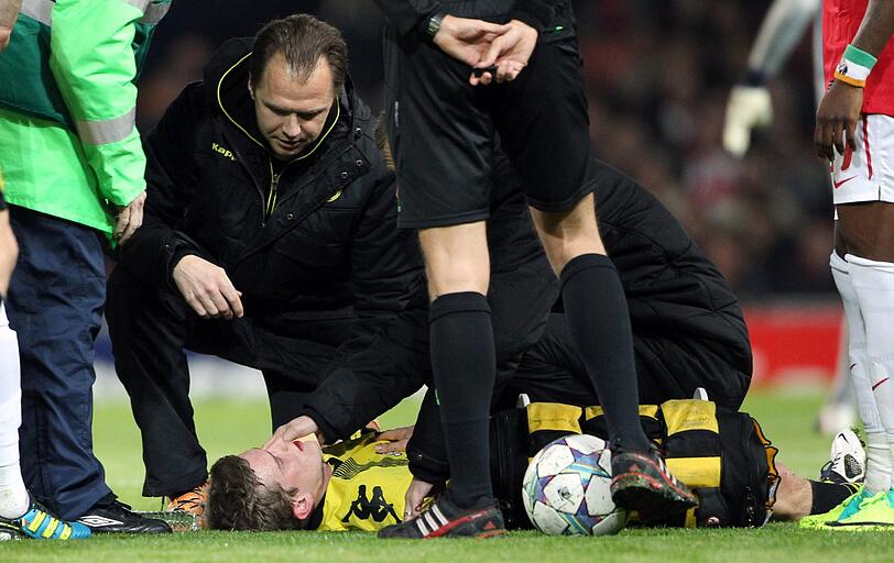 Diagnose: beidseitiger Kieferbruch. Der deutsche Meister Borussia Dortmund muss mehrere Wochen auf Sven Bender verzichten.