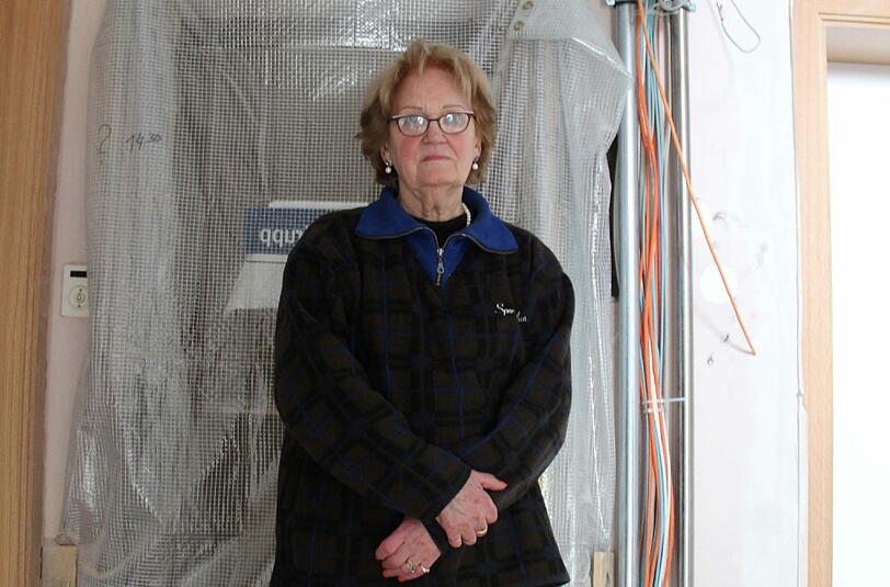 Diese Frau klagte gegen die Stilllegung des Aufzugs in ihrem Haus und bekam Recht.