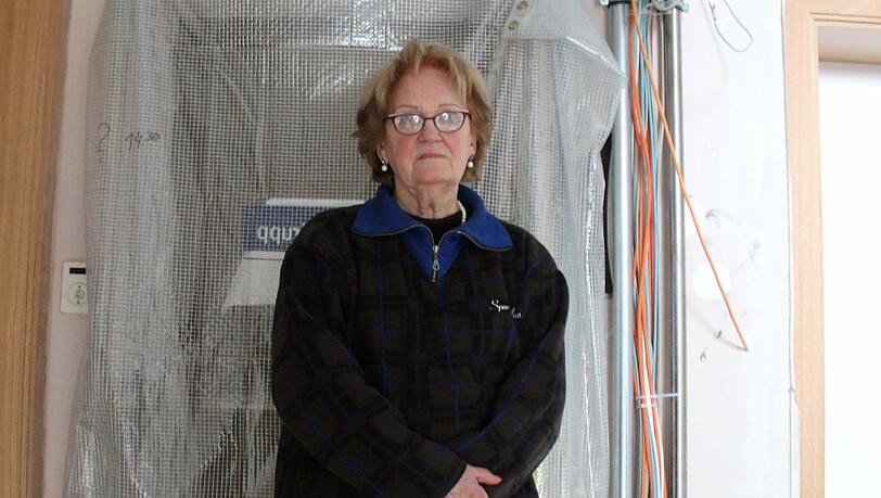 Diese Frau klagte gegen die Stilllegung des Aufzugs in ihrem Haus und bekam Recht. Diese Frau klagte gegen die Stilllegung des Aufzugs in ihrem Haus und bekam Recht.