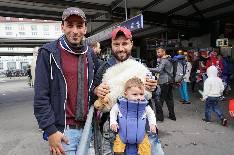 Flüchtlinge kommen am Hauptbahnhof München an.