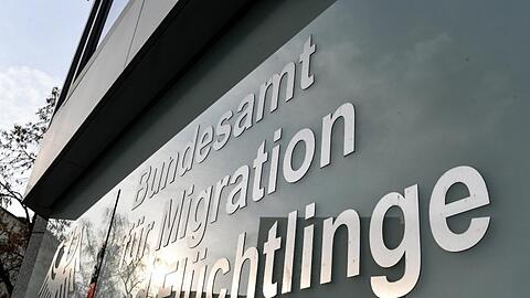 Das Bundesamt für Migration und Flüchtlinge (BAMF) in der Bundesallee. Foto: Jens Kalaene/dpa-Zentralbild/ZB/Archivbild