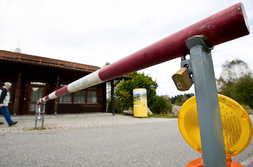 Der Schlagbaum in Haidmühle an der Grenze zu  Tschechien muss wieder entfernt werden.