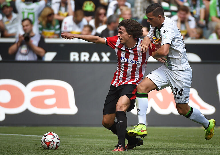 Kommt er von Athletic Bilbao zum FC Bayern? An Ander Iturraspe (links) soll Interesse bestehen.