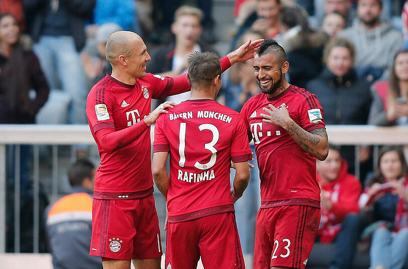 Arjen Robben und Arturo Vidal brachten den FC Bayern bereits in der 1. Halbzeit mit ihren Toren auf Kurs.