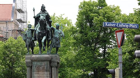 Bedeutender Bayer: Kaiser Ludwig hoch zu Ross.