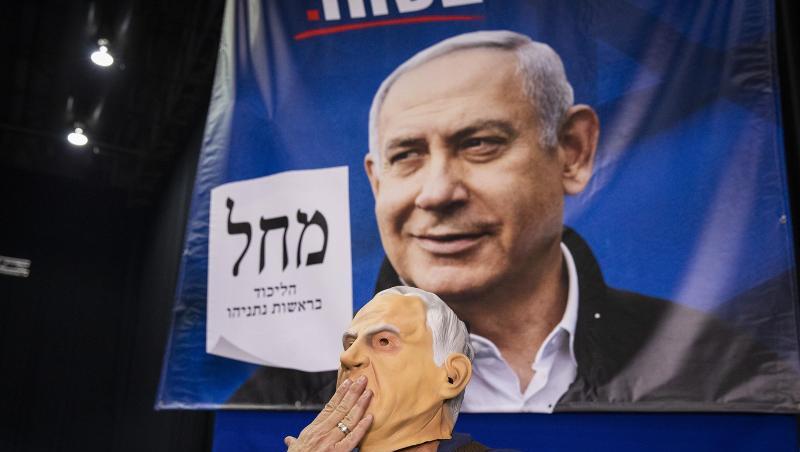 Ein Anhänger der Likud-Partei feiert die ersten Hochrechnungen. Ein Anhänger der Likud-Partei feiert die ersten Hochrechnungen.