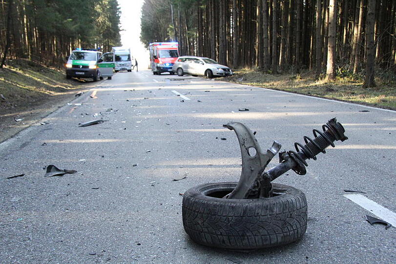 Crash bei Palling: Betrunkener Fahrer kracht in den Gegenverkehr