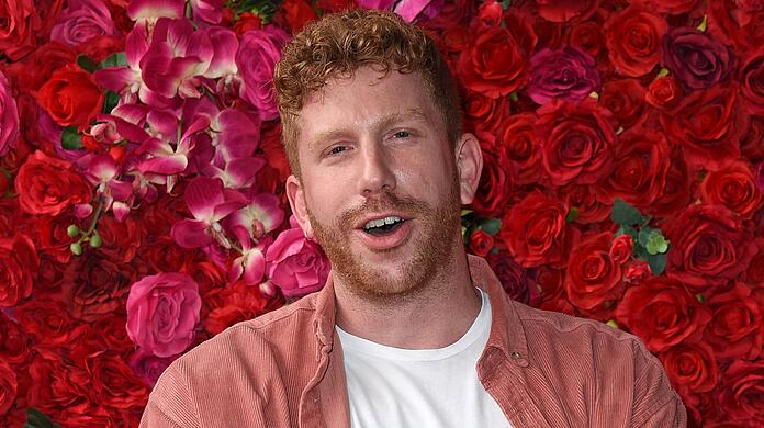 Lars Tönsfeuerborn distanziert sich öffentlich von der SWR-Doku "Sex, Alkohol, Manipulation? Reality-TV-Stars packen aus".