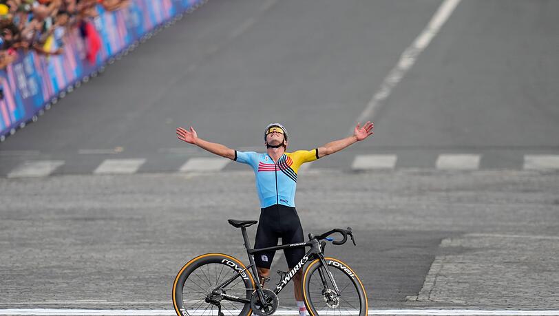 Evenepoel genießt den Olympiasieg