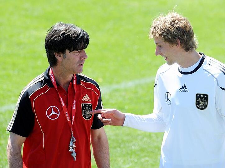 Joachim Löw mit Stefan Kießling im Trainingslager in Südtirol.