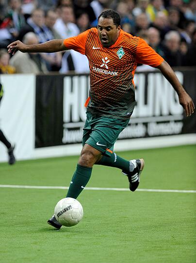 Die "Bild am Sonntag" ließ kürzlich den nächsten potenziellen Dchungelcamp Kandidaten verlauten: Aílton Gonçalves da Silva - oder schlicht Ailton.