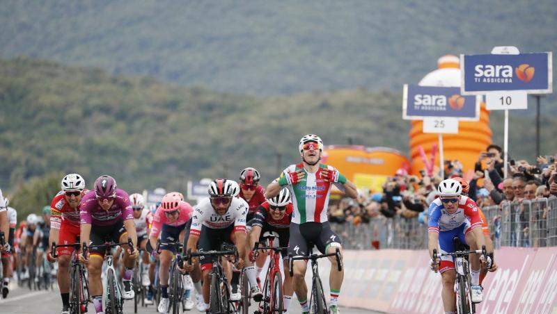 Beim Zielsprint verpasste Pascal Ackermann einen Sieg nur knapp - er wurde Dritte. Beim Zielsprint verpasste Pascal Ackermann einen Sieg nur knapp - er wurde Dritte.