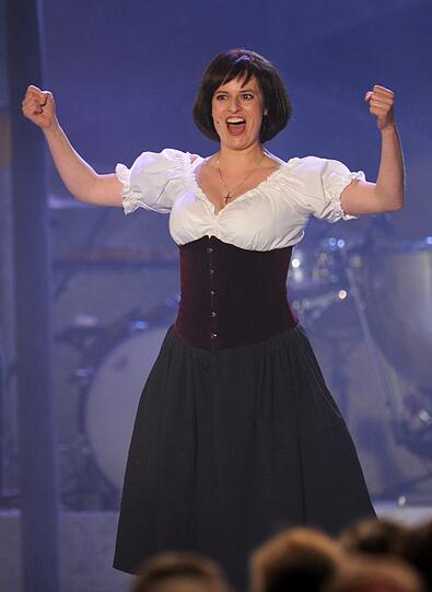 Angela Ascher als Ilse Aigner.