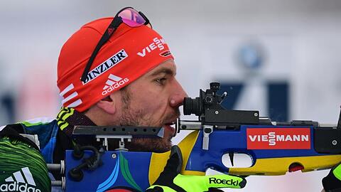 Arnd Peiffer und die Biathlon-Herren wollen in Oberhof ein besseres Ergebnis als die Biathletinnen erreichen.