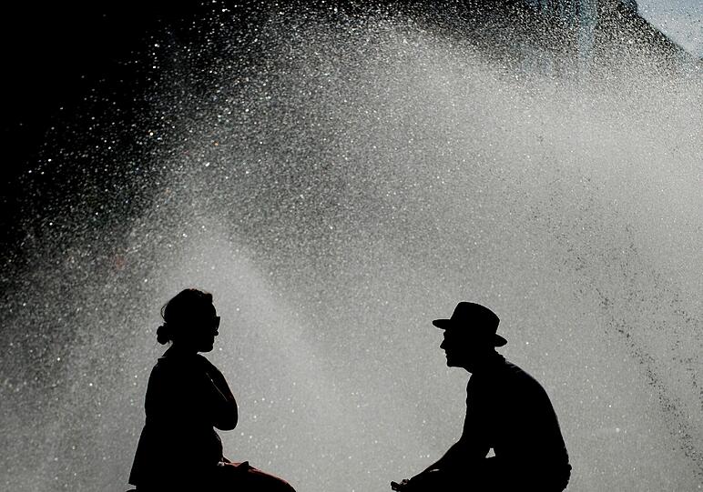 Mehr als 30 Grad in der Stadt: Die Münchner genießen den Sommer.