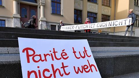 Thüringens Verfassungsrichter hat eine Paritätsregelung im Landeswahlgesetz gekippt.