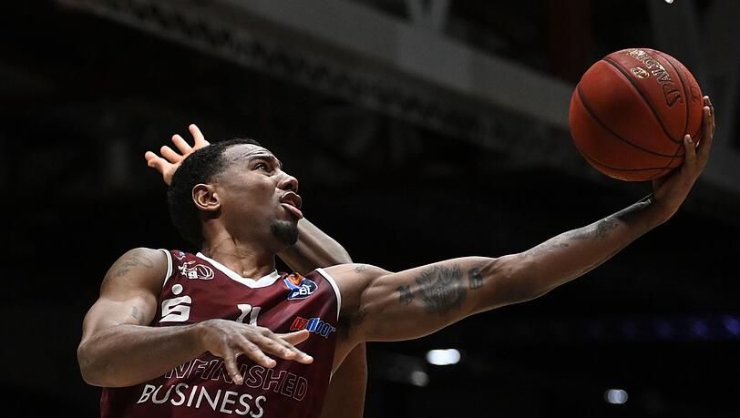 Bayern-Neuzugang Isiaha Mike spielte in der Basketball-Bundesliga bereits für die Niners Chemnitz. (Archivbild)