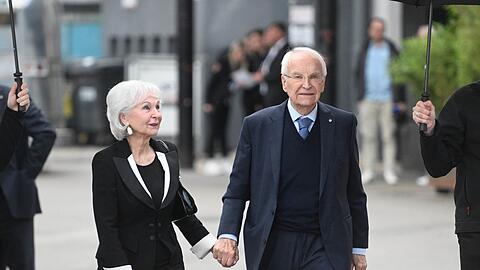 Seit 1968 sind Edmund Stoiber und seine Frau Karin miteinander verheiratet. (Archivbild)