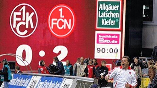 Da war es amtlich und Trainer Dieter Hecking durfte jubeln. Der Club hatte in Kaiserslautern 2:0 gewonnen. Da war es amtlich und Trainer Dieter Hecking durfte jubeln. Der Club hatte in Kaiserslautern 2:0 gewonnen.