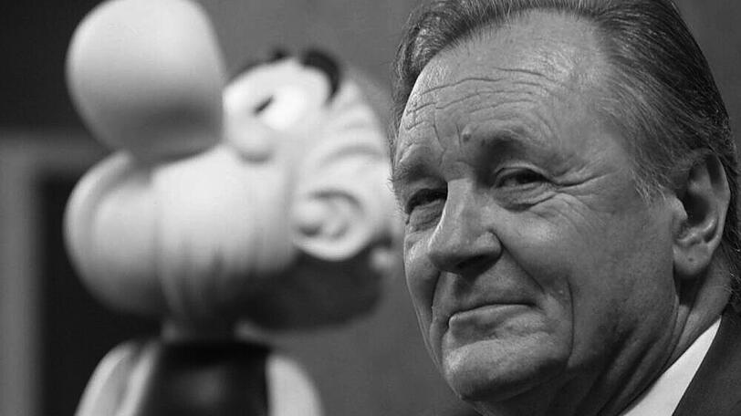"Asterix"-Zeichner Albert Uderzo ist tot. Er starb am 24. März im Alter von 92 Jahren an einem Herzinfarkt in Neuilly-sur-Seine, einem Vorort von Paris.