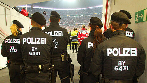 Die Zuschauer der Allianz Arena müssen mit verschärften Sicherheitskontrollen rechnen.