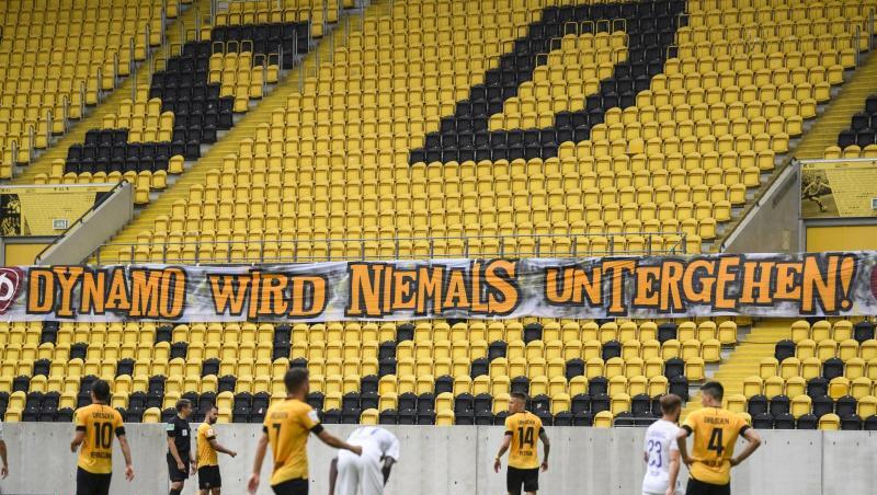 Dynamo Dresden musste sportlich den Weg in die 3. Liga antreten. Dynamo Dresden musste sportlich den Weg in die 3. Liga antreten.