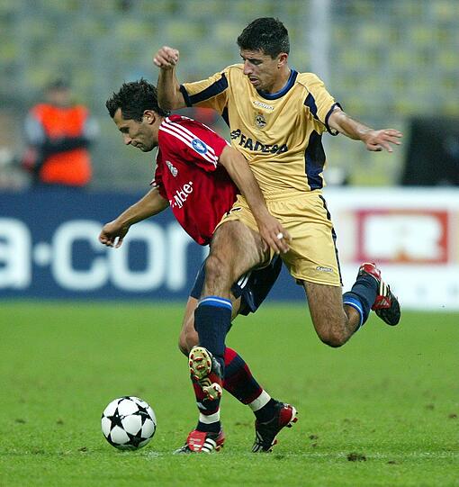 2002, Champions League, Vorrunde; Bayern - La Coruna 2:3, 1:2: Kein K.o.-Duell, aber denkenswert! Bayern scheidet schon in der Gruppenphase aus. Makaay schießt vier der fünf Tore, drei im Hinspiel. 2005 kauft Bayern Makaay.