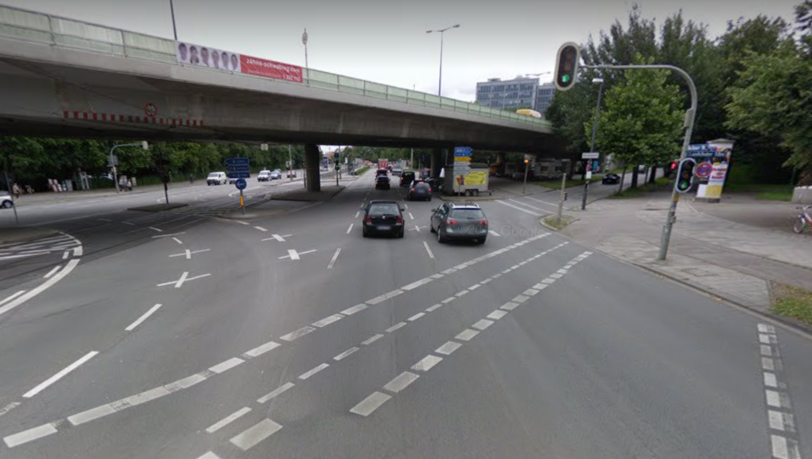 Die Kreuzung Dachauer Straße/Landshuter Allee ist sehr groß und unübersichtlich. Hier hat es zwölf Unfälle mit Radlern gegeben. Die Kreuzung Dachauer Straße/Landshuter Allee ist sehr groß und unübersichtlich. Hier hat es zwölf Unfälle mit Radlern gegeben.