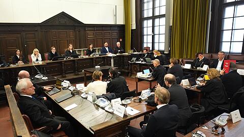 Im Prozess um die Entf&uuml;hrung der Block-Kinder kommt es zu einer emotionalen Szene.
