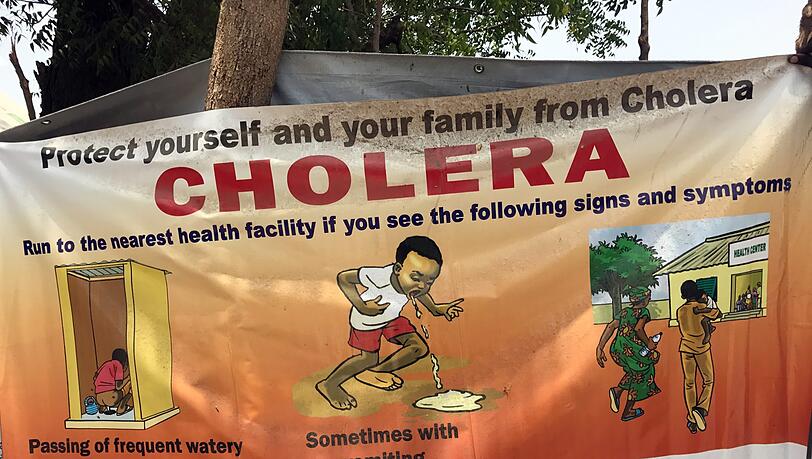 Die Cholera ist – vor allem in Indien und Pakistan – noch immer nicht ausgerottet. Dieses Plakat informiert mit drastischen Bildern über die Symptome der Krankheit. Die Cholera ist – vor allem in Indien und Pakistan – noch immer nicht ausgerottet. Dieses Plakat informiert mit drastischen Bildern über die Symptome der Krankheit.