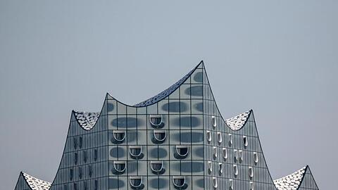 Bis Ende April fallen alle Veranstaltungen in der Hamburger Elbphilharmonie aus.